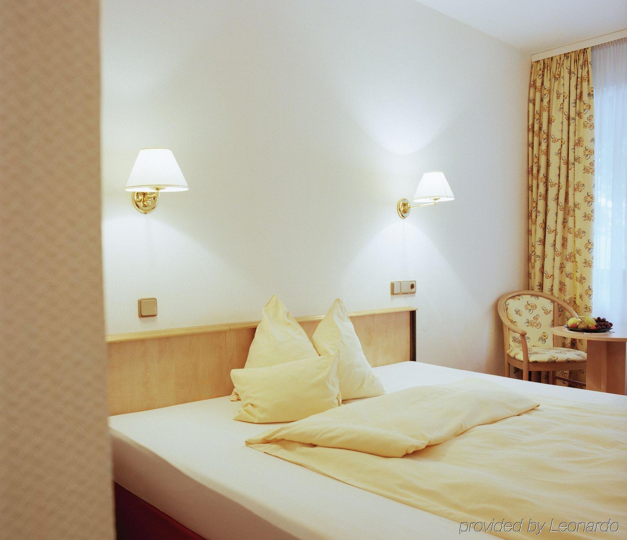 Hotel Rheinterrasse Benrath 뒤셀도르프 외부 사진