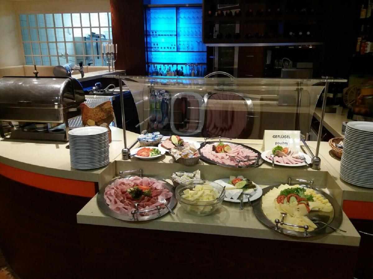 Hotel Rheinterrasse Benrath 뒤셀도르프 외부 사진