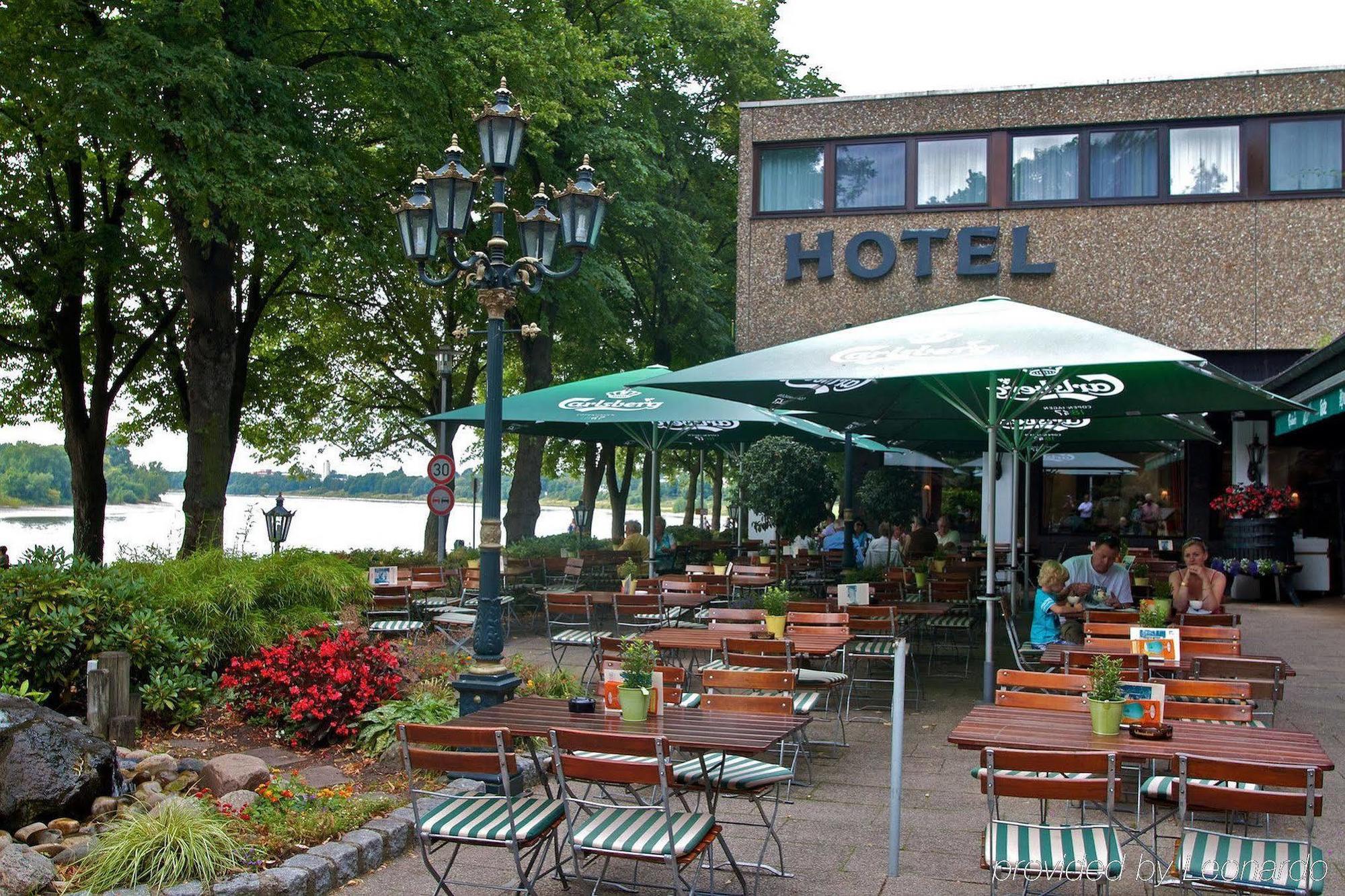 Hotel Rheinterrasse Benrath 뒤셀도르프 외부 사진